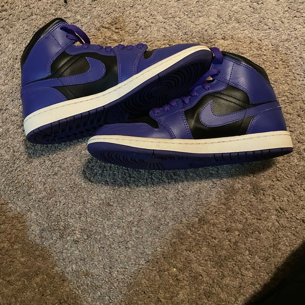 Jordan Kids Sneakers - Black and Purple